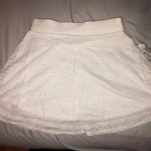La hearts skirt NWT
